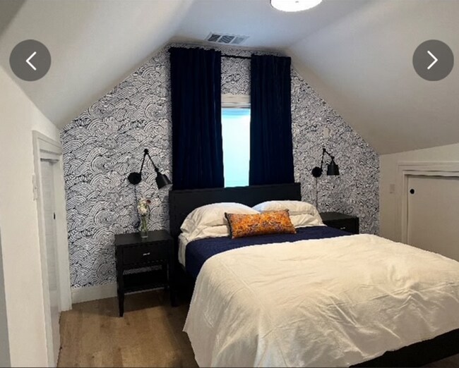 Building Photo - Bernal Heights: Fully Renovated Bi-Level F...
