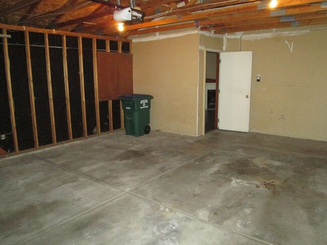 Building Photo - Next to Capital Beach Lake with free internet & cable tv