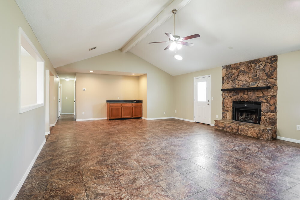 Building Photo - 11041 Losco Jct Dr