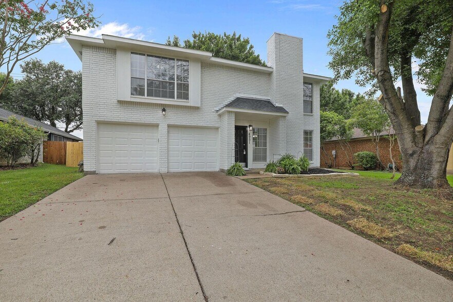 3bdrm 2 bath 2307sq ft. - 4951 Garden Grove Rd
