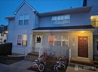 Building Photo - 380 Keswick Dr