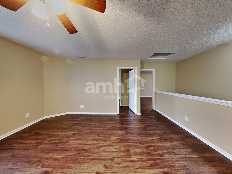 Building Photo - 14421 Refreshing Garden Ln