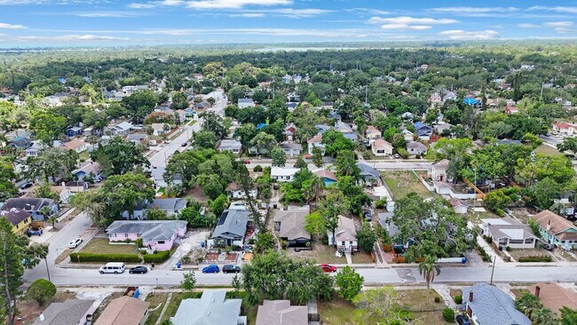 Building Photo - 1230 9th Ave S