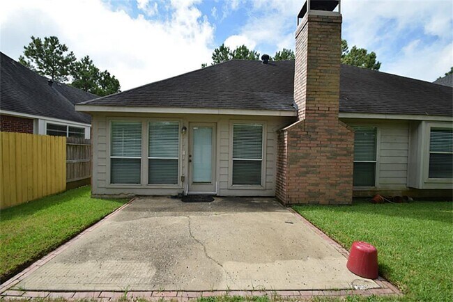 Building Photo - 12106 Laguna Pointe Ln