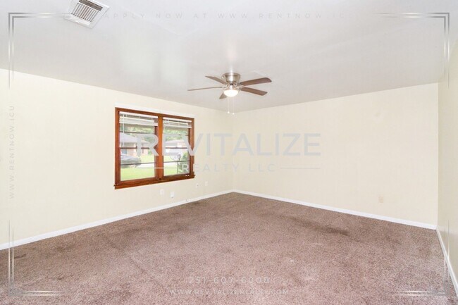Building Photo - 1815 Ogburn Ave