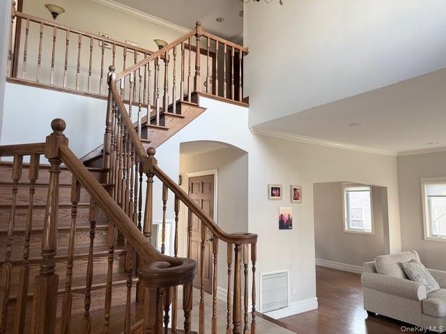 Building Photo - 316 Roxbury Rd S