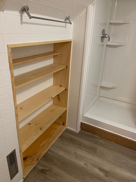 Bathroom built-in shelving unit - 742 Pony Farm Road