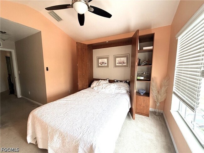 Building Photo - 8311 Village Edge Cir
