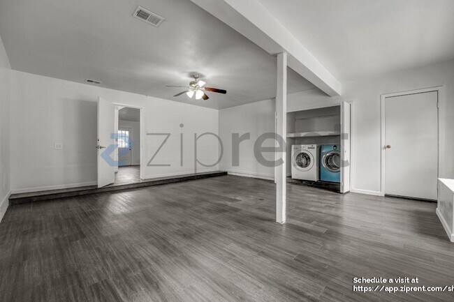 Building Photo - 4708 Carsonhill Dr