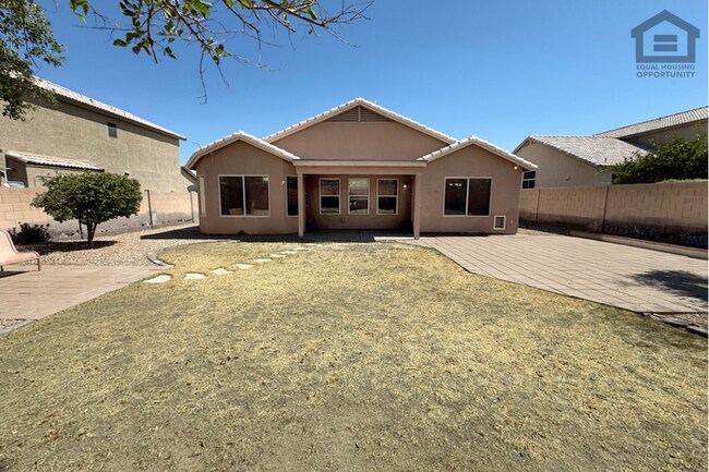 Building Photo - 3Bed/2Bath House in Avondale! Ready for Immediate Move-In! – RV GATE!