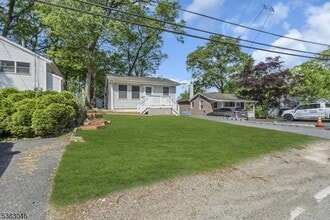 Building Photo - 406 Brooklyn Mountain Rd