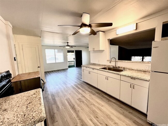 Building Photo - 67-207 Kukea Circle Unit