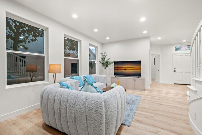 Building Photo - Gated Newport Coast 5BR w/ Pool Access