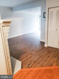 Building Photo - 2224 Hamway Dr