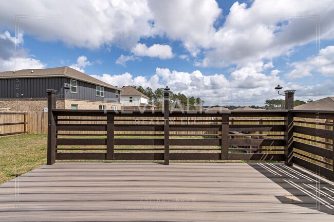 Building Photo - Modern 4BR 2 BA Home in Spanish Fort