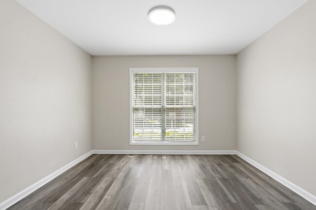 Building Photo - 3637 Oakland Spring Ct