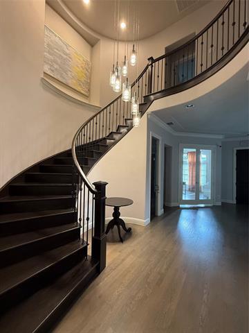 Building Photo - 3736 Greenbrier Dr