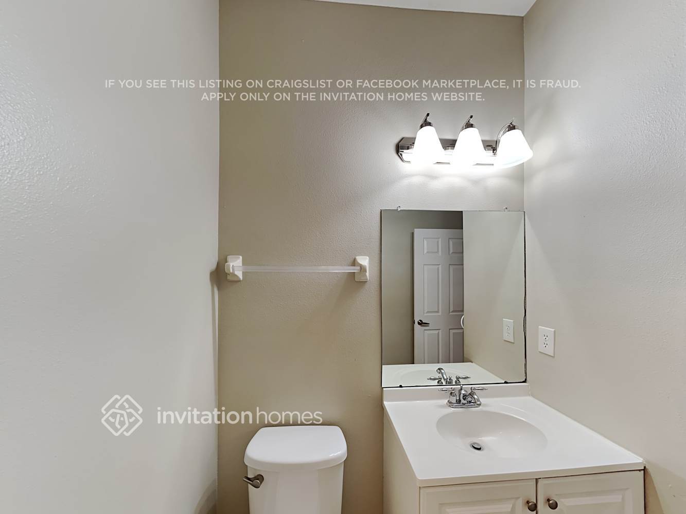 Building Photo - 1511 Salmonberry St