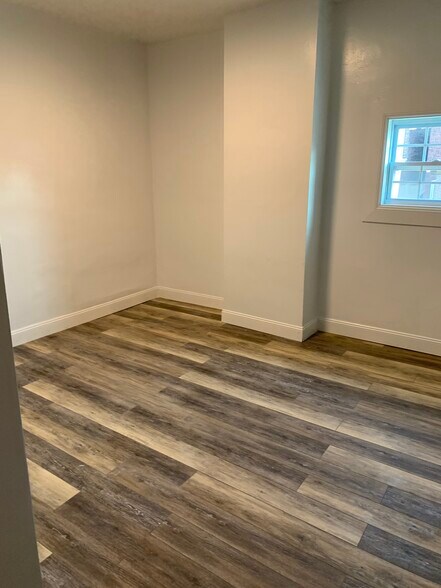 Building Photo - 337 Atwood St