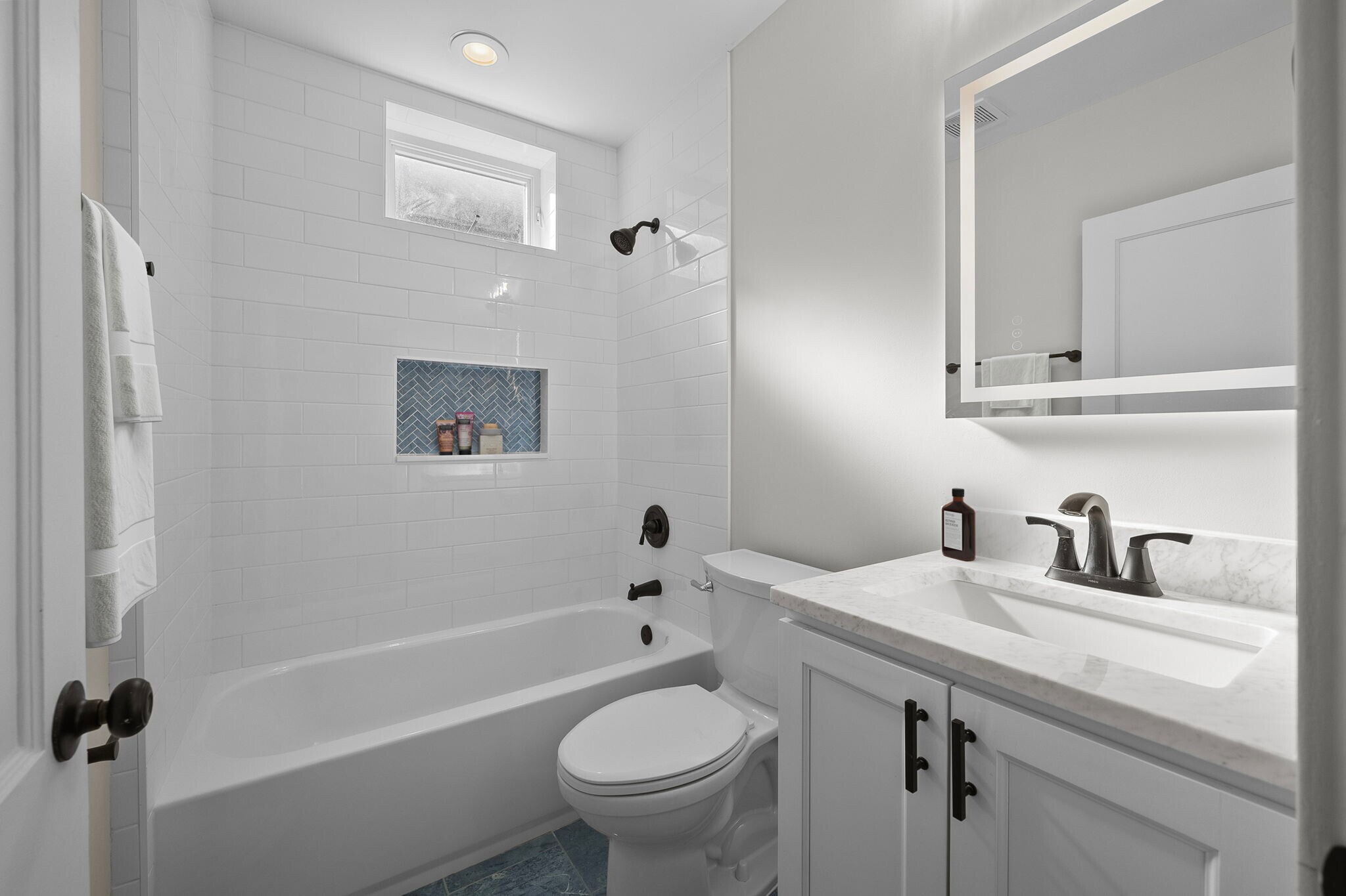 Building Photo - 1108 Tamm Ave