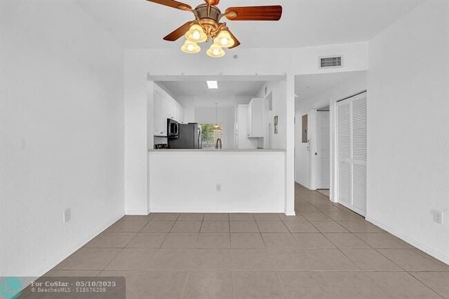 Building Photo - 7765 Yardley Dr