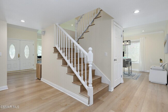 Building Photo - 5557 Adelina Ct