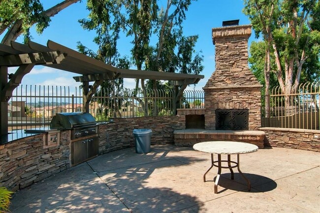 Building Photo - 5037 Los Morros Way