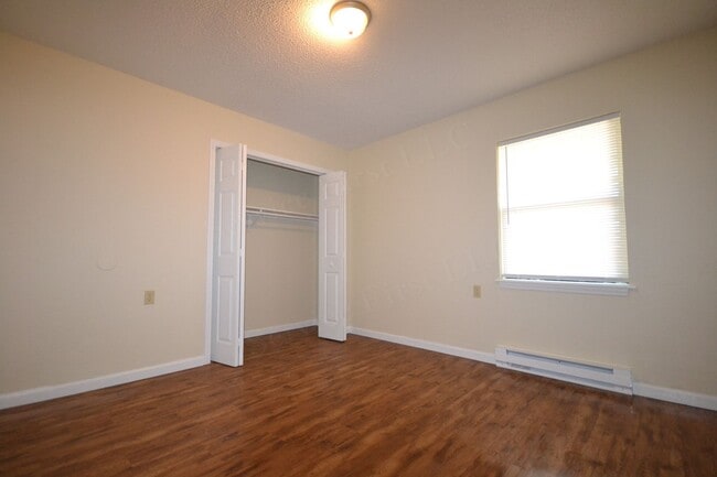 Building Photo - Dogwood Apartments