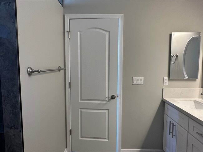 Building Photo - 1705 Talc Rd