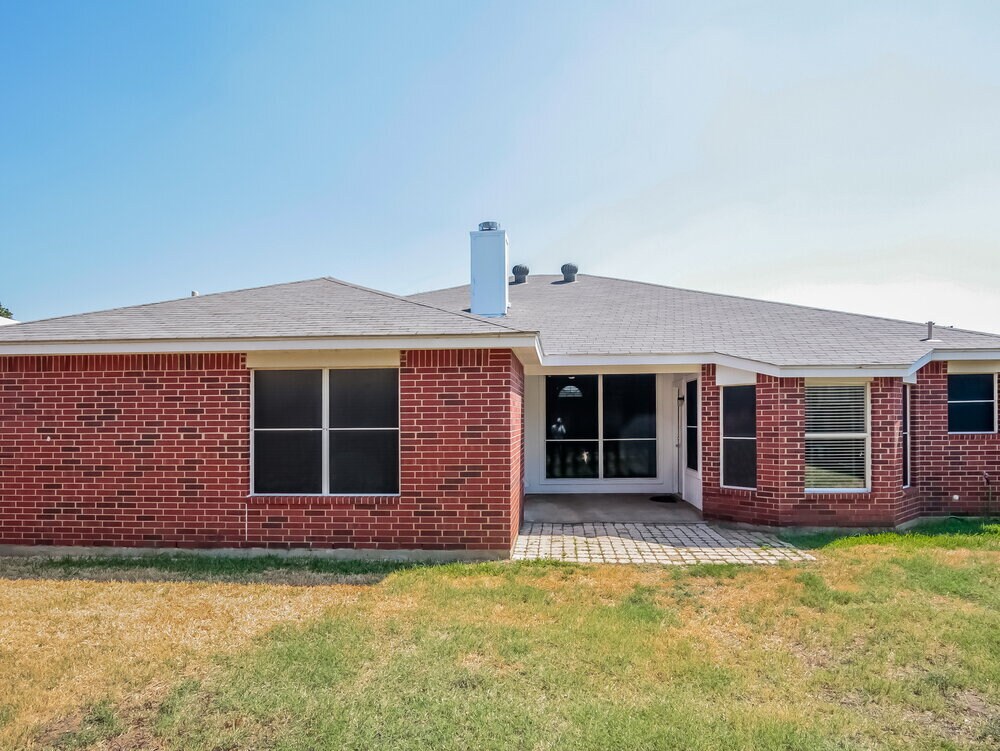 Building Photo - 925 Comiskey Ct