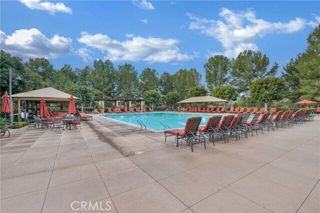 Building Photo - 67 Livia