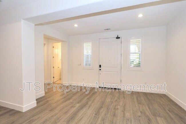 Building Photo - 4988 Amina Fair Way