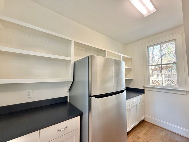 Building Photo - Custom Built 4BD, 3.5BA Five Points Home with a Bonus Room & Fenced Yard