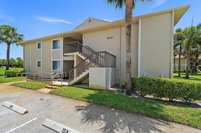 Building Photo - 6531 Chasewood Dr