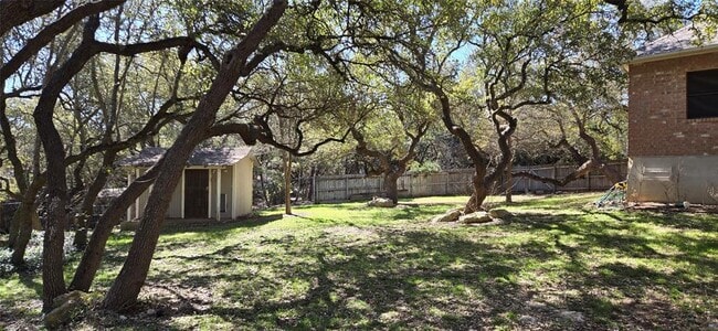 Building Photo - 423 Vista Ridge