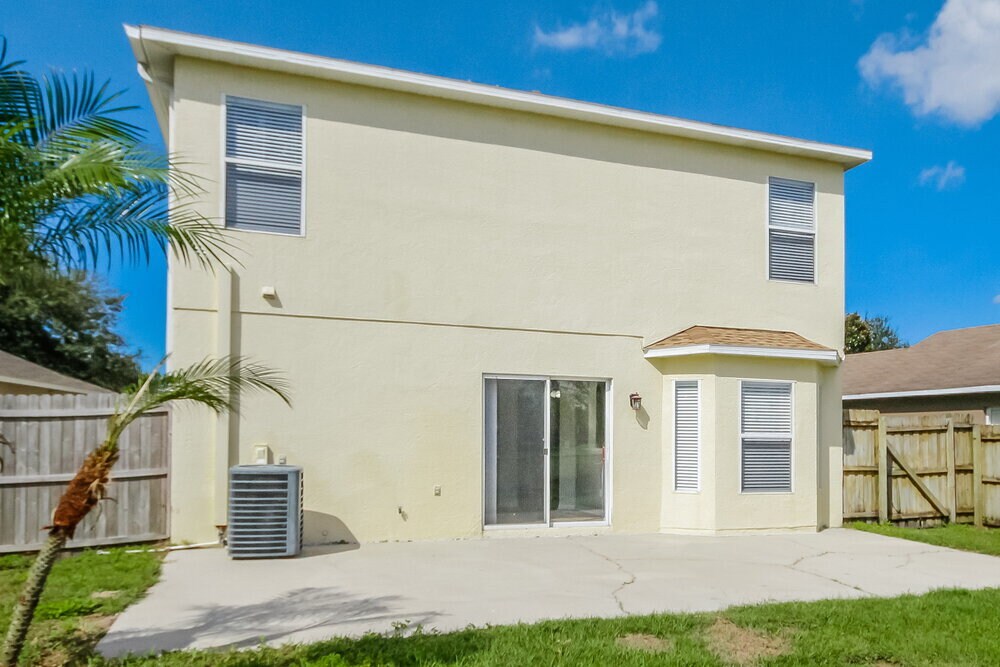 Building Photo - 12614 Montford Ln