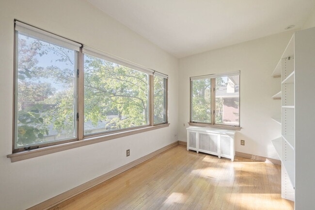 Building Photo - 1005 Ashland Ave