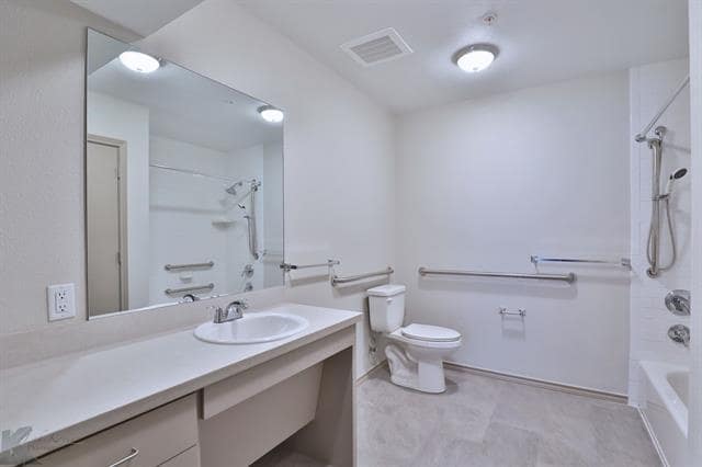 Building Photo - 2800 Sayles Blvd