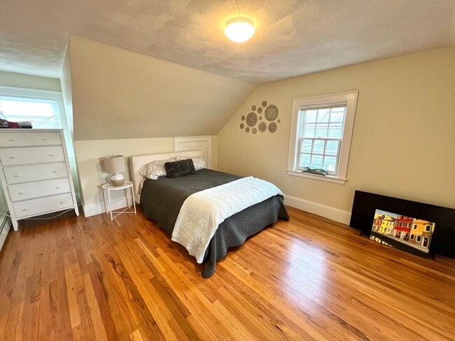 Building Photo - 39 Highland Ave