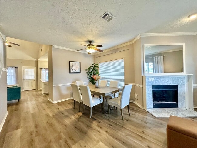 Building Photo - 1502 Sheffield Dr