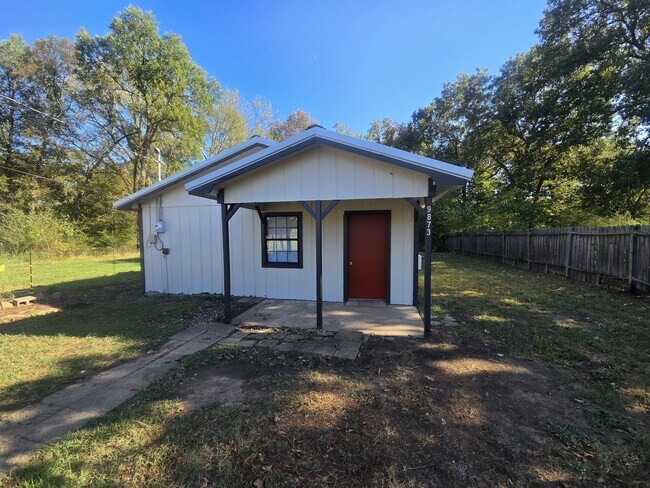 Building Photo - 9873 AR-352