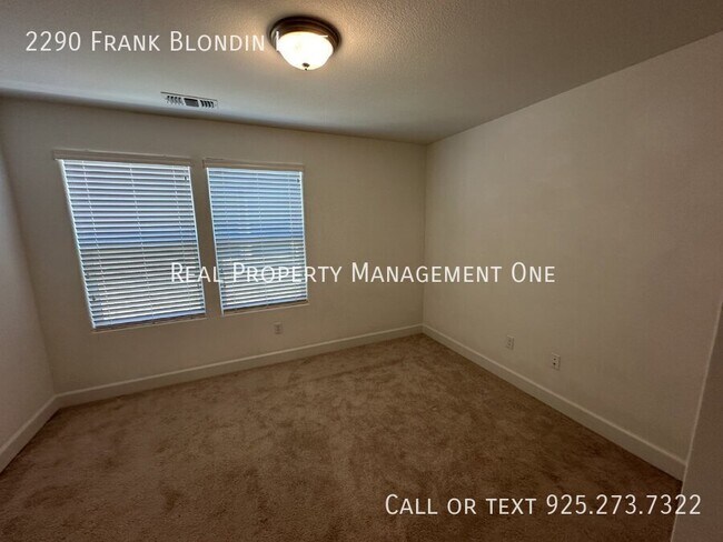 Building Photo - 2290 Frank Blondin Ln