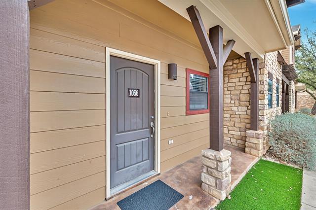 Building Photo - 2410 S 2nd St