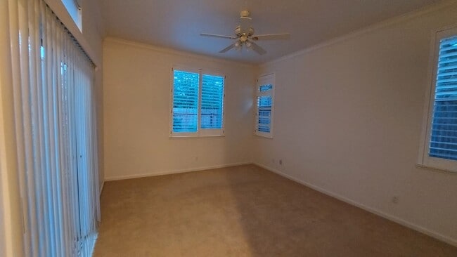 Building Photo - Excellent single story, 4 bedroom 3 bath home in Ashley Woods, a gated Granite Bay Neighborhood.