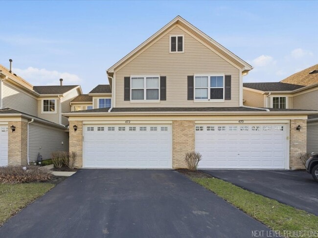 Building Photo - 472 Majestic Ln