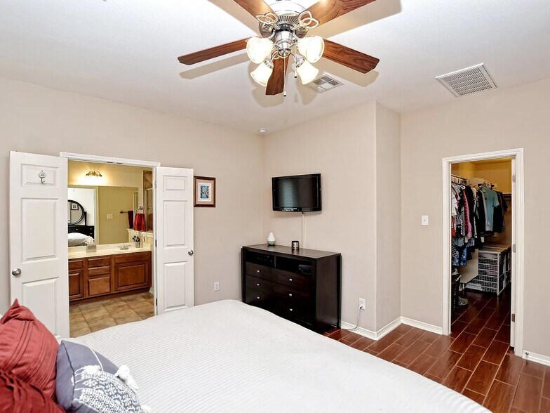 Building Photo - 4207 Windberry Ct