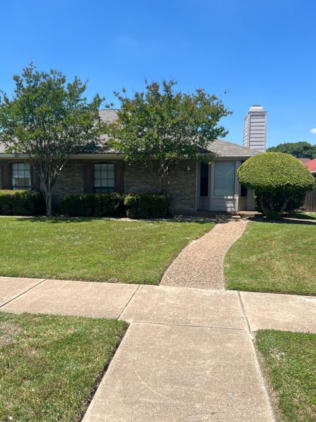 Building Photo - 11821 Garden Terrace Dr
