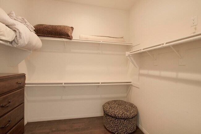 Building Photo - 57669 Santa Rosa Trail