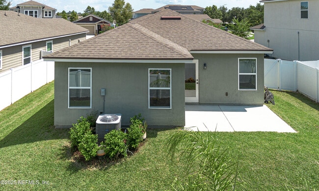 Building Photo - 15078 Rain Lily St