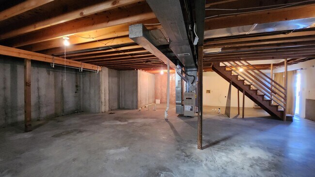 Building Photo - 1009 Sheffield Ct